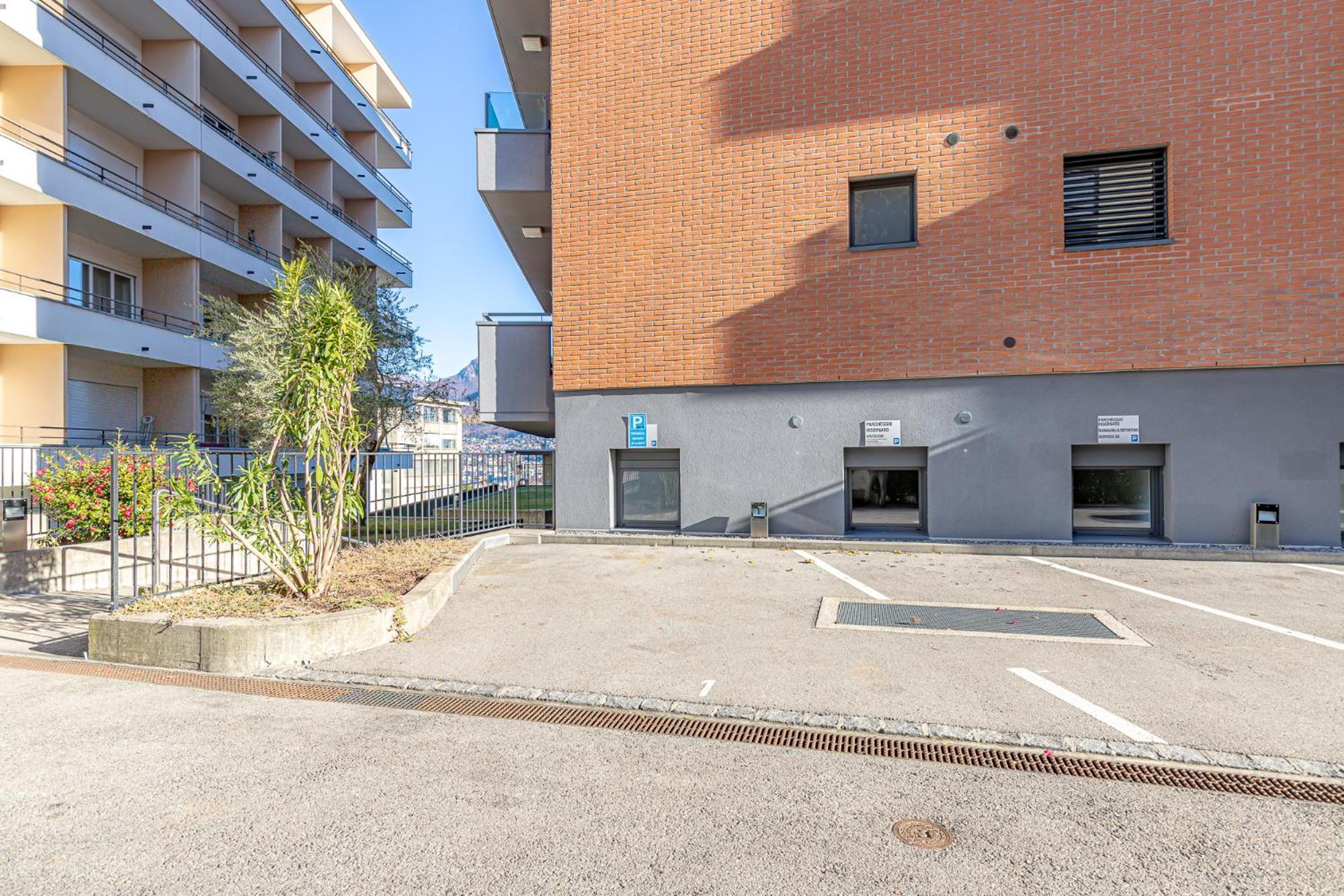 Imperial Of Lugano 3 With A Lake View Behind The Station And 10 Min From The Lake Of Лугано Экстерьер фото