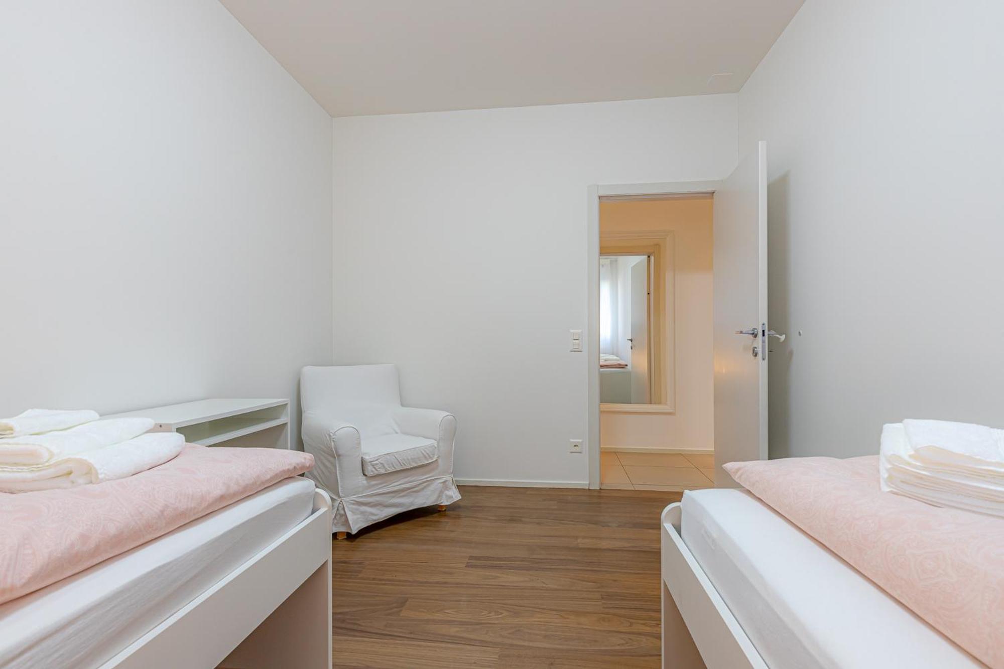 Imperial Of Lugano 3 With A Lake View Behind The Station And 10 Min From The Lake Of Лугано Экстерьер фото